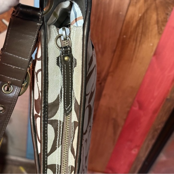 Coach Bleecker Signature Stitched Khaki Bronze Hobo Bag Rare, Gorgeous & Classic - Picture 7 of 12